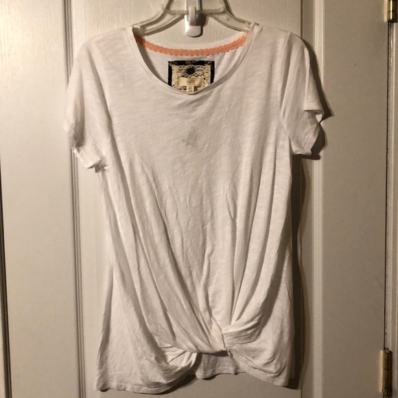 Cupio Tops - White knot tee size large